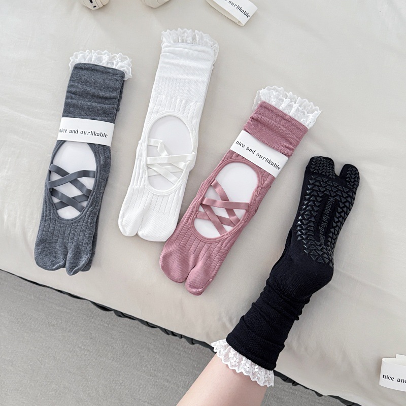 Yoga-Socken mit Spitzenbesatz  – Yoga Mat Bewertung und Preis